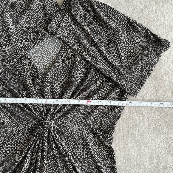 APT.9 black white stretch v-neck shirt blouse size SP - Picture 4 of 9